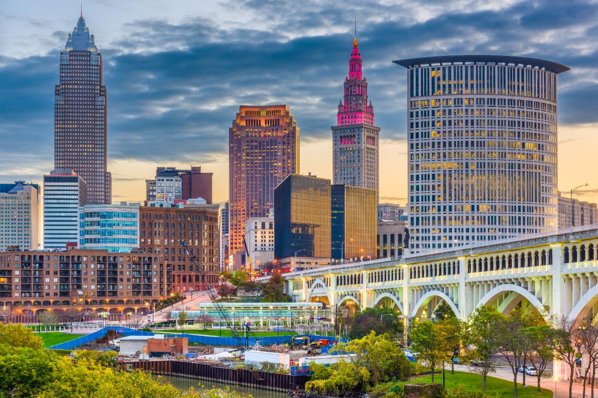 cleveland ohio skyline