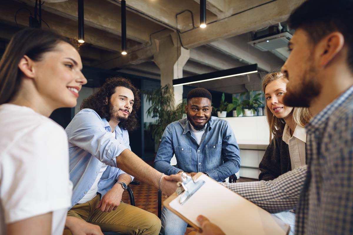 people-talking-about-a-medicaid-drug-rehab-location-near-roanoke-va