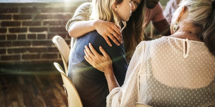 What Makes BrightView Different From Other Treatment Centers_ people in a group